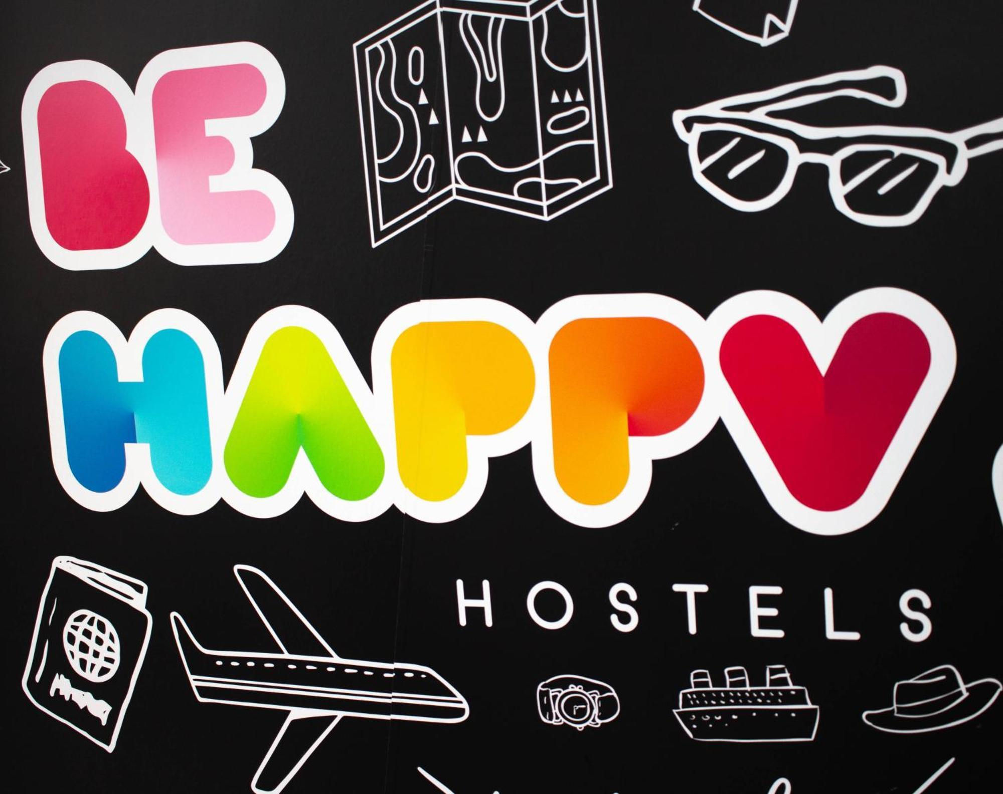 Be Happy Hostel Nerja Εξωτερικό φωτογραφία