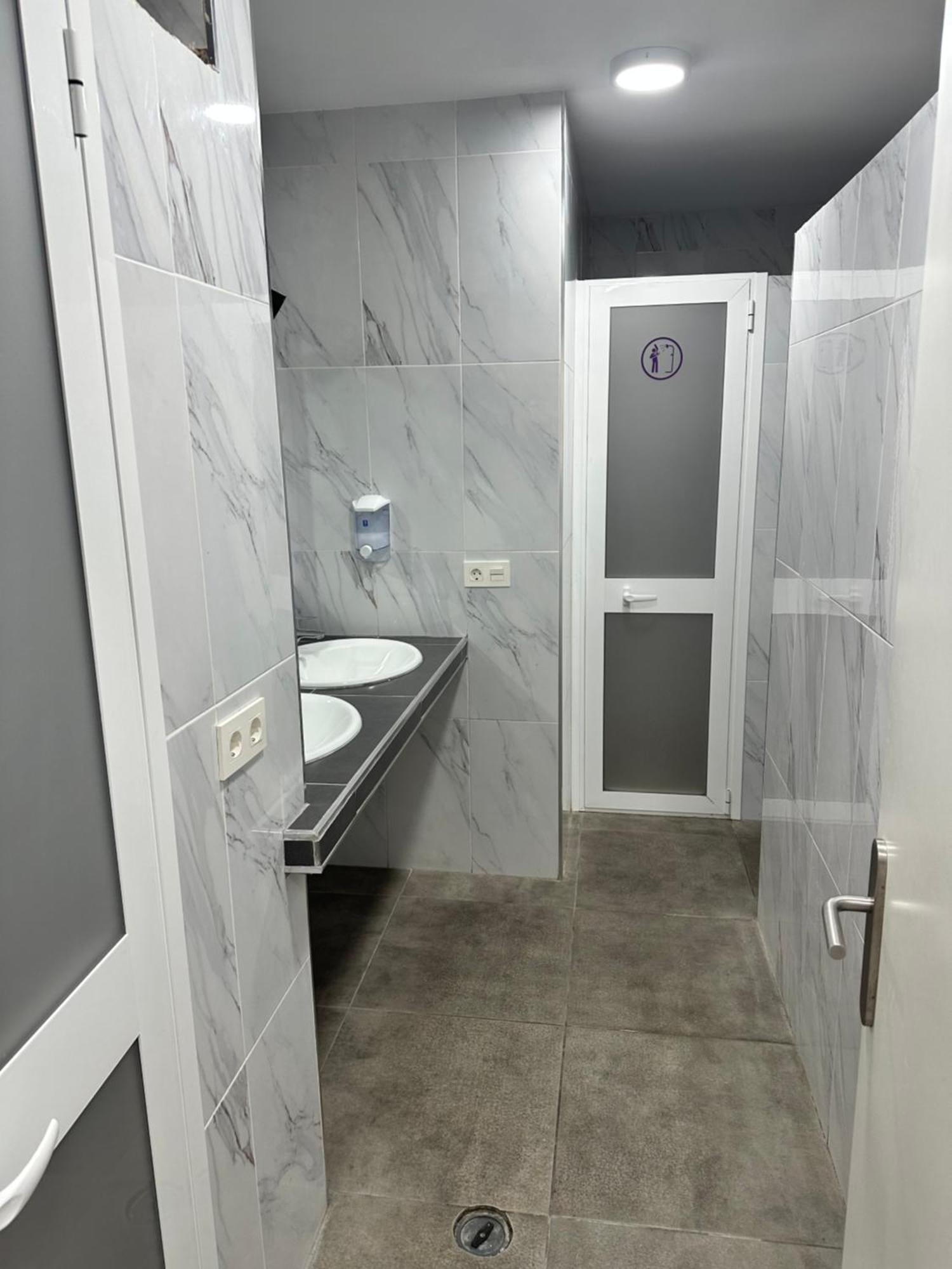 Be Happy Hostel Nerja Εξωτερικό φωτογραφία